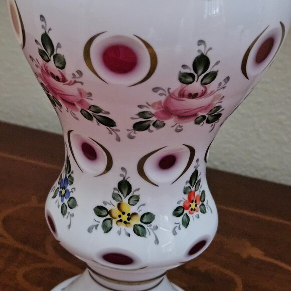 ANTIQUE VINTAGE BOHEMIAN CZECH MOSER FLOWER HAND PAINTED CUT TO CLEAR GLASS VASE